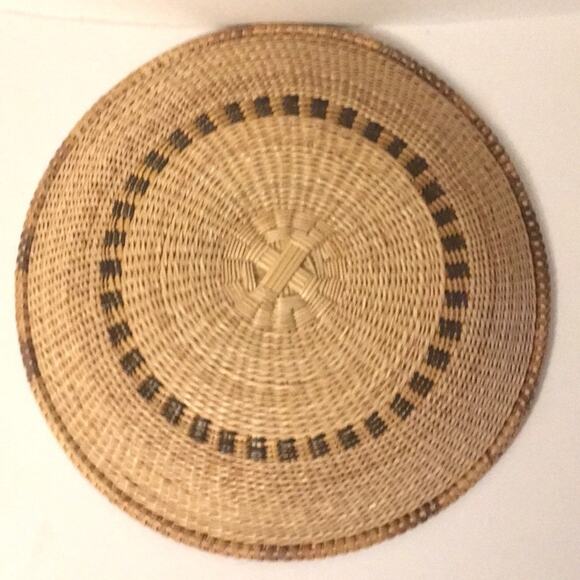 Handmade weaved basket Ghana centerpiece EUC - Picture 5 of 8